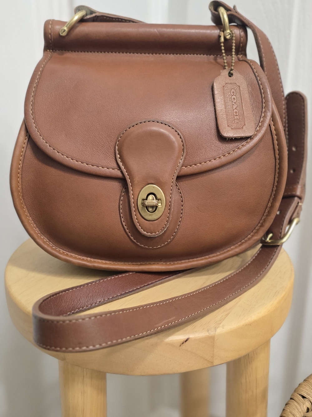 Vintage Coach Post Pouch Crossbody Style #9906